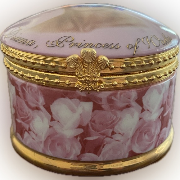 Princess Diana- Music Box with certificate of Authenticity - Picture 5 of 9